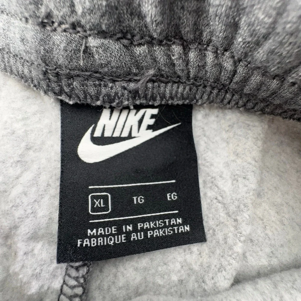 Nike Mens Sportswear Club Fleece Sweatpants Gray Open Hem XL EUC